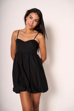 Carica l'immagine nel visualizzatore di Gallery, Abito da sera nero corto