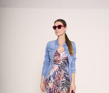 Carica l'immagine nel visualizzatore di Gallery, Camicia di jeans con tasche frontali