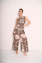 Carica l'immagine nel visualizzatore di Gallery, Canottiera elegante con fantasia