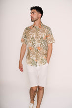 Carica l'immagine nel visualizzatore di Gallery, Camiciotto in mussola a fantasia tropicale