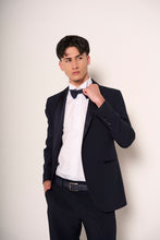 Carica l'immagine nel visualizzatore di Gallery, Camicia diplomatica bianca per smoking