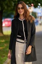 Carica l'immagine nel visualizzatore di Gallery, Cappotto donna monopetto