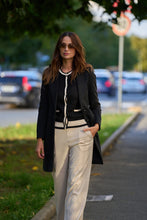 Carica l'immagine nel visualizzatore di Gallery, Cappotto donna monopetto