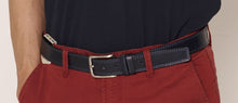 Carica l'immagine nel visualizzatore di Gallery, Cintura con doppio passante e cuciture a contrasto
