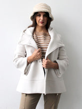Carica l'immagine nel visualizzatore di Gallery, Giaccone in tessuto doppiopetto