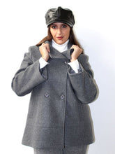 Carica l'immagine nel visualizzatore di Gallery, Giaccone in tessuto doppiopetto