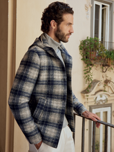 Carica l'immagine nel visualizzatore di Gallery, Giacca uomo fantasia con cappuccio