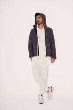 Carica l'immagine nel visualizzatore di Gallery, Giubbotto impermeabile con cappuccio