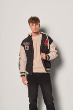 Carica l'immagine nel visualizzatore di Gallery, Giubbotto college con scritte