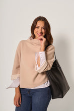 Carica l'immagine nel visualizzatore di Gallery, Maglia con collo morbido donna