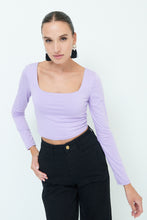 Carica l'immagine nel visualizzatore di Gallery, Maglia da donna cropped basic