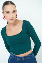 Carica l'immagine nel visualizzatore di Gallery, Maglia da donna cropped basic