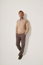 Carica l'immagine nel visualizzatore di Gallery, Maglia Uomo Scollo a V