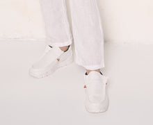 Carica l'immagine nel visualizzatore di Gallery, Mocassini giovanili in tela
