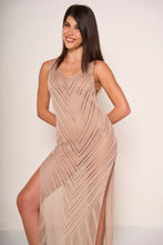 Carica l'immagine nel visualizzatore di Gallery, Copricostume lungo a maglia