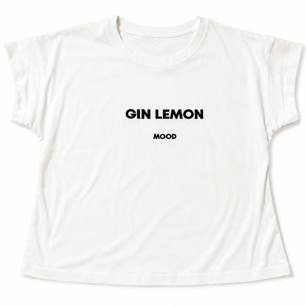 T-SHIRT CON SCRITTA