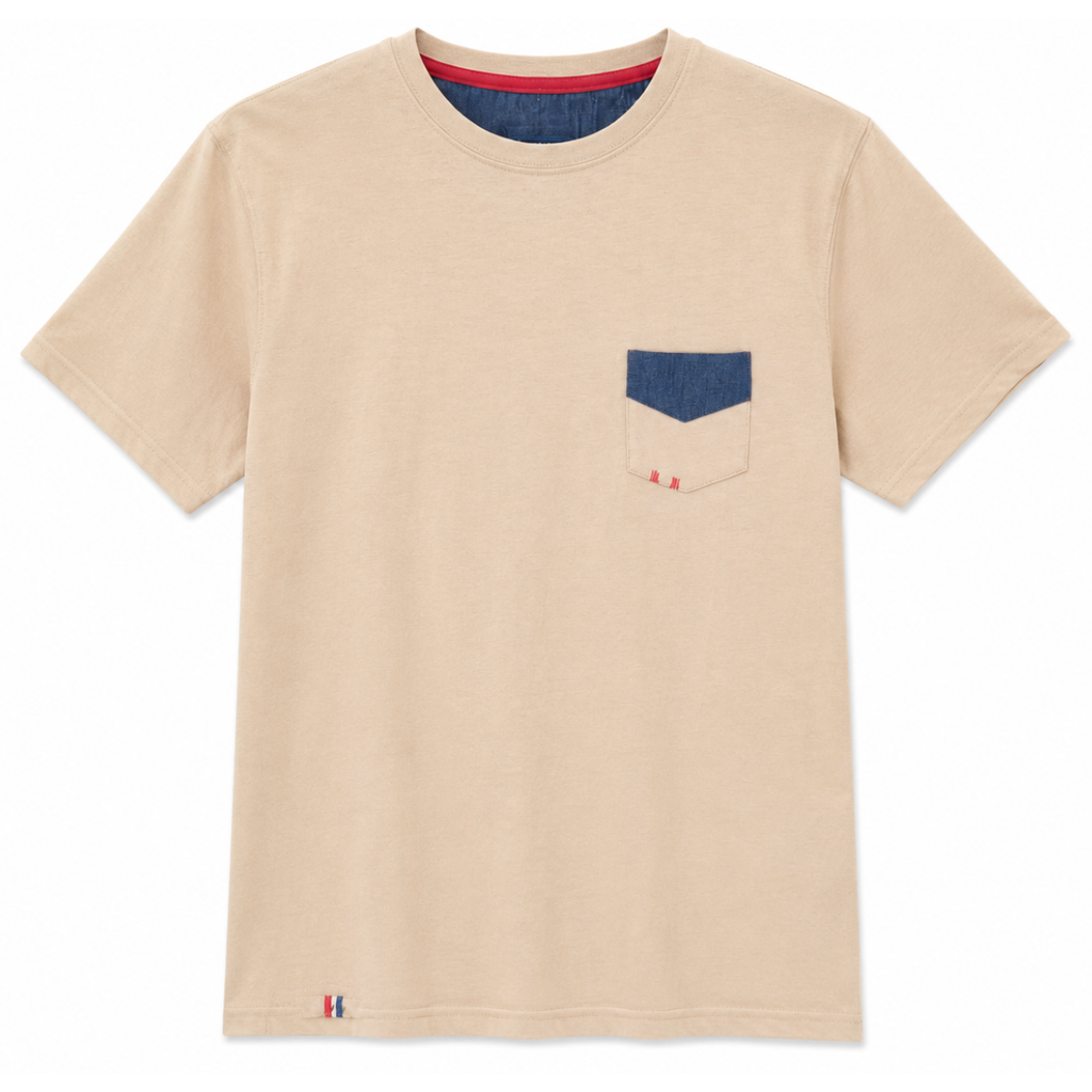 T-SHIRT CON TASCHINO