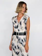 Carica l&#39;immagine nel visualizzatore di Gallery, Tuta incrocio fantasia
