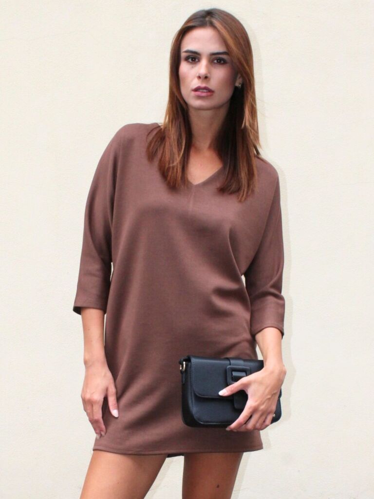 Vestito liscio scollo a V