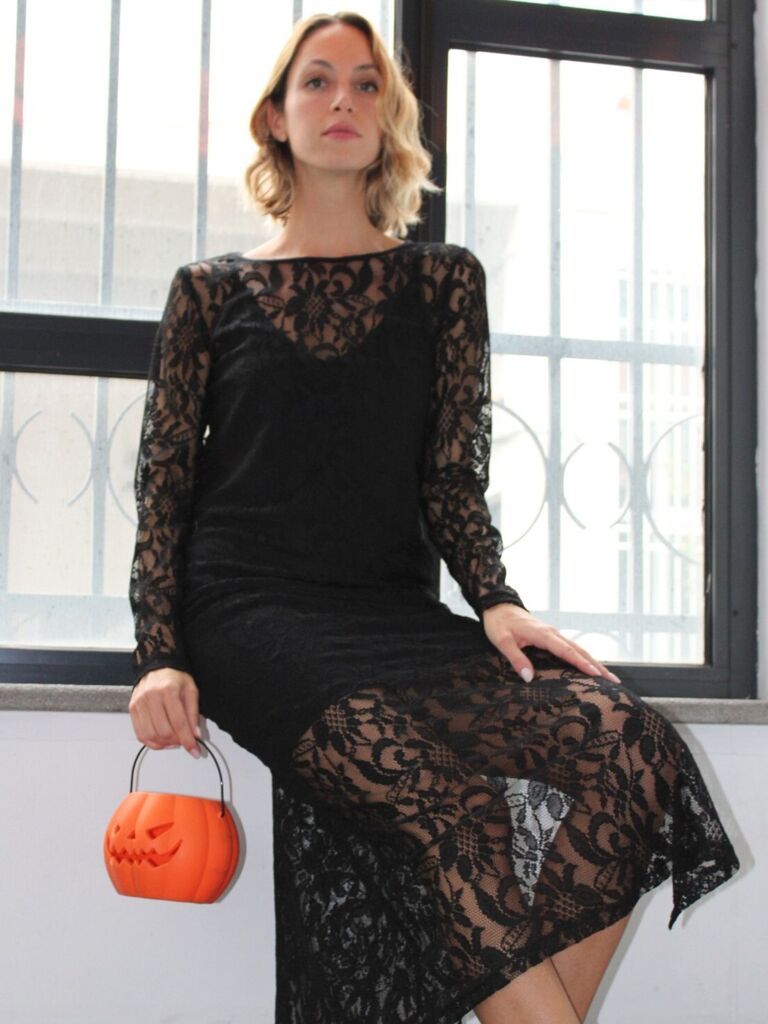 Abito in pizzo