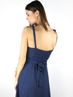 Vestito con applicazioni effetto petali
