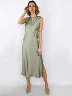 Vestito effetto raso con nodo