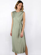Vestito effetto raso con nodo