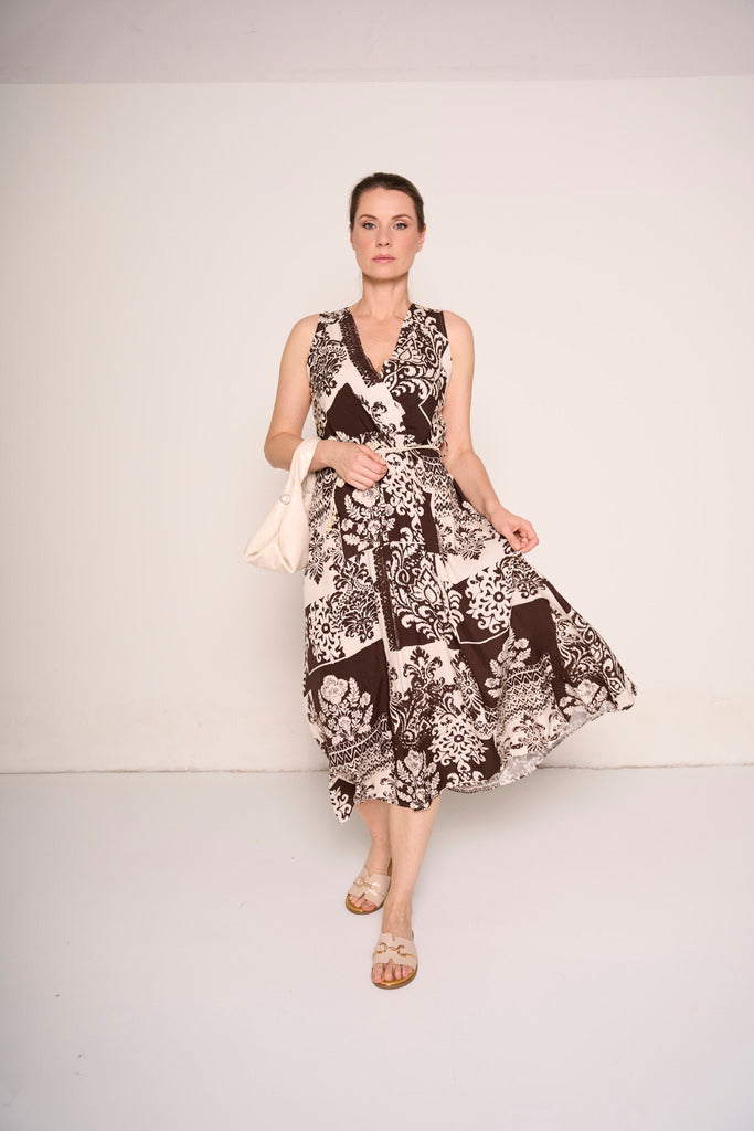 Abito midi floreale con cintura