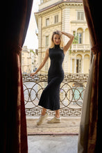 Carica l&#39;immagine nel visualizzatore di Gallery, Abito lungo smanicato
