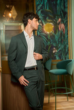 Carica l&#39;immagine nel visualizzatore di Gallery, Completo Slim Fit Verde con Giacca Monopetto

