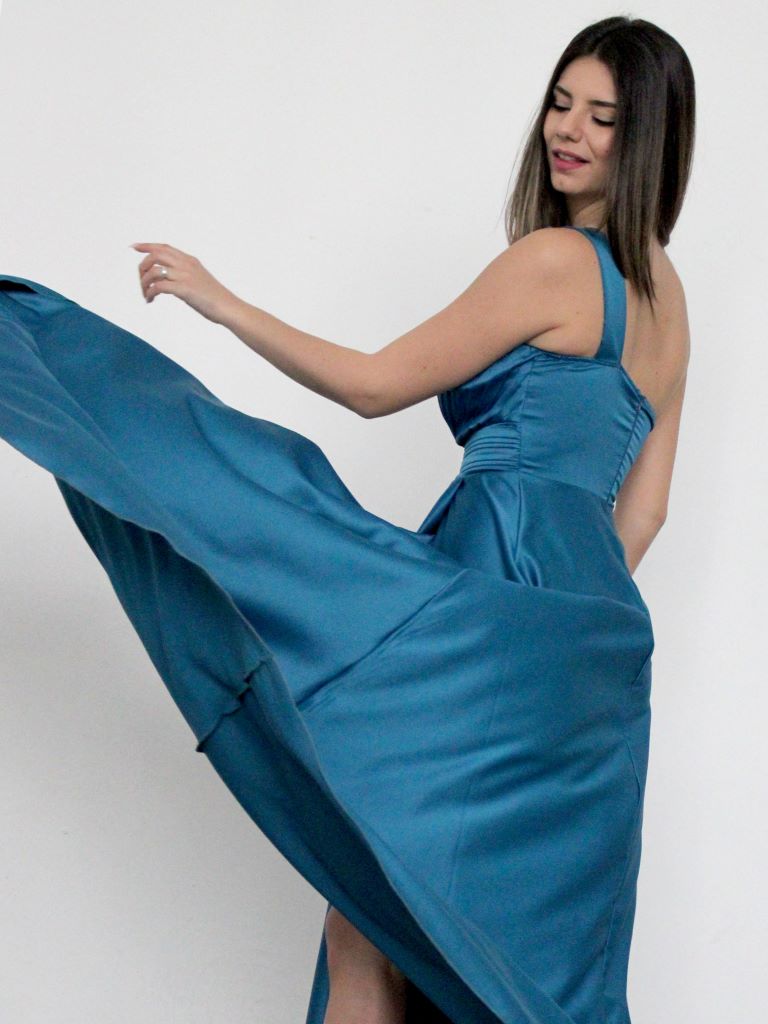 Abito monospalla con spacco – FACIT SHOP