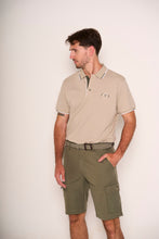 Carica l&#39;immagine nel visualizzatore di Gallery, bermuda cargo in cotone gabardine
