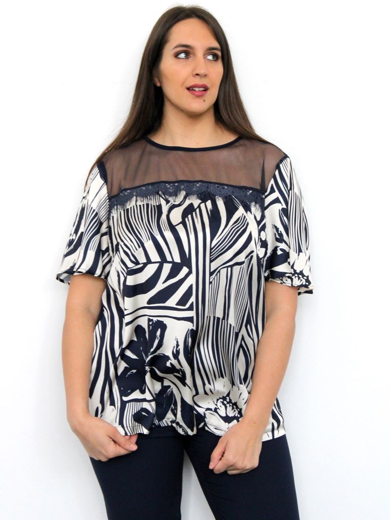 Blusa con trasparenza
