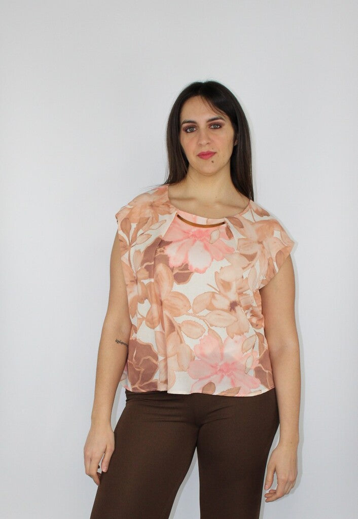 Camicia estiva con fiori di pesco