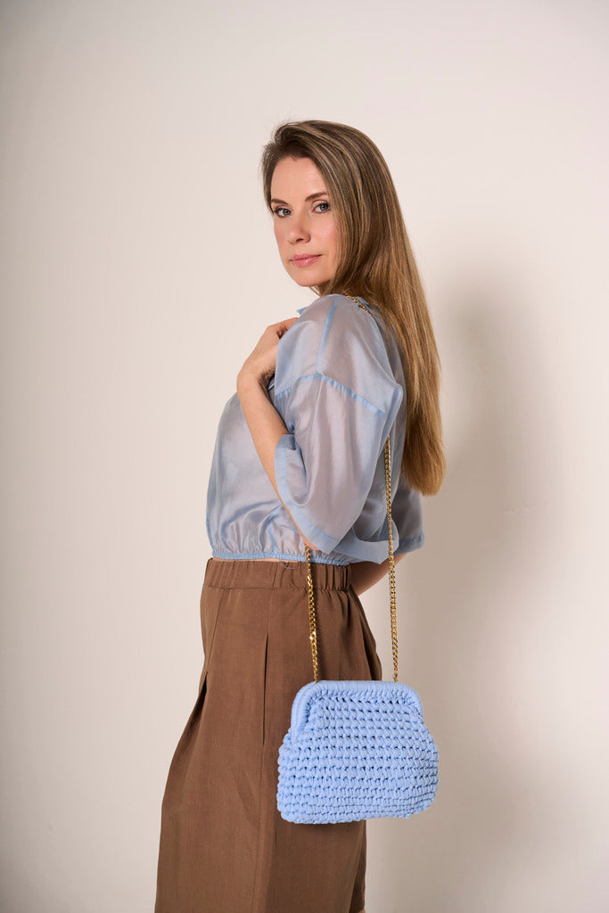 Camicia Azzurra in chiffon con elastico in vita