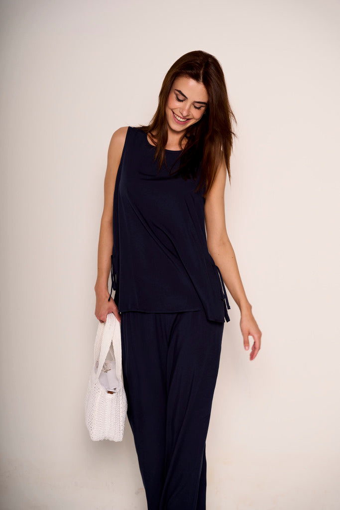 Top blu navy senza maniche