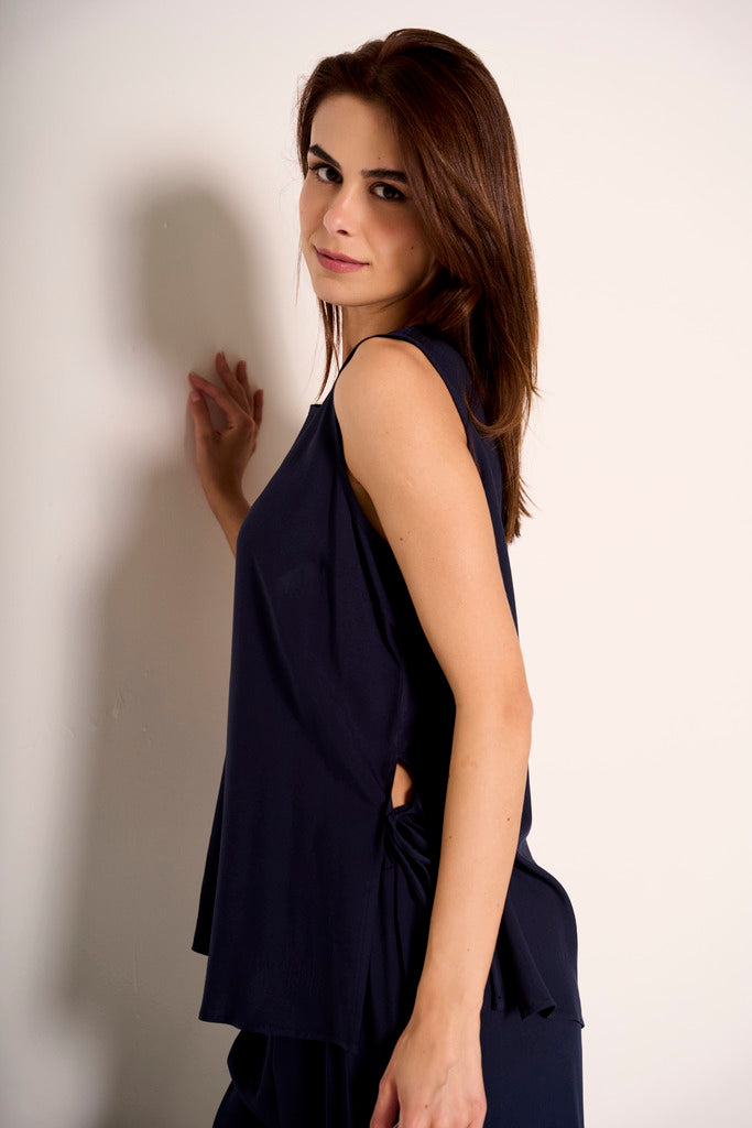 Top blu navy senza maniche