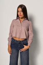 Carica l&#39;immagine nel visualizzatore di Gallery, Camicia cropped a righe
