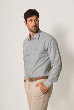 Carica l&#39;immagine nel visualizzatore di Gallery, Camicia Uomo a Righe Sottili
