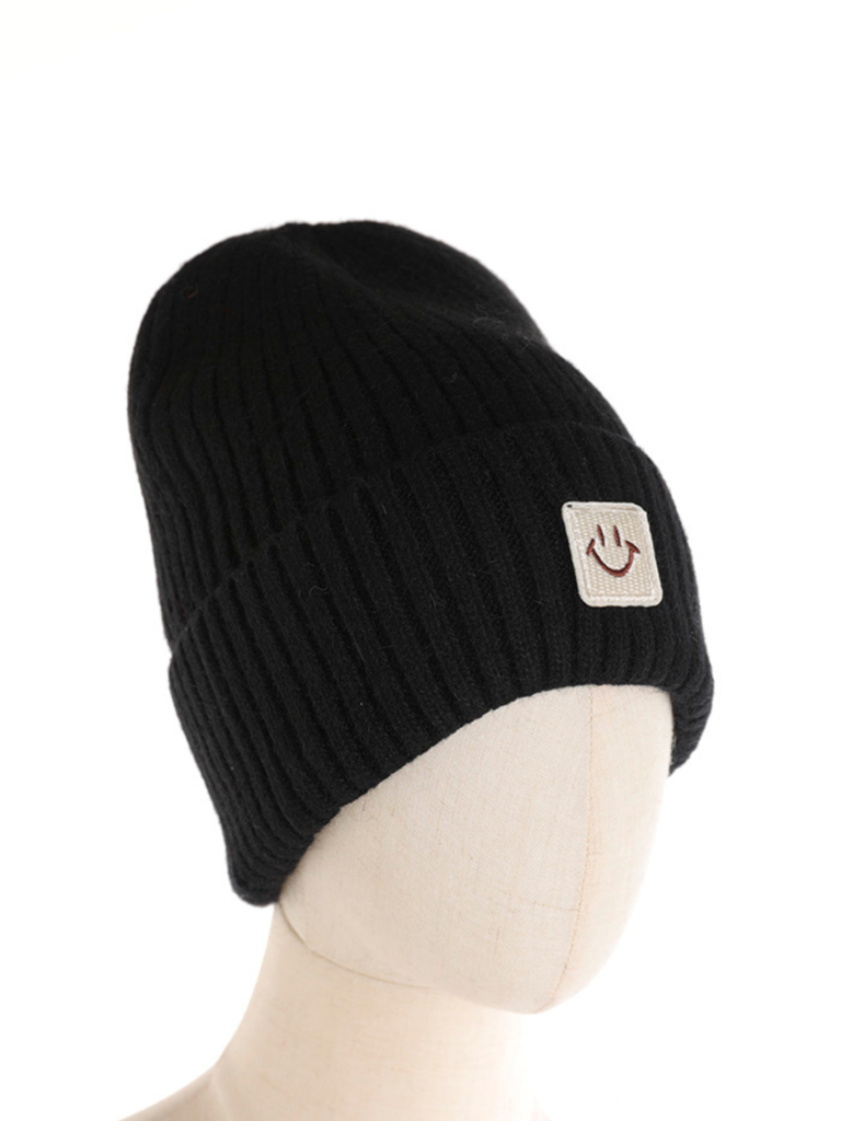 Cappello in maglia a coste con patch