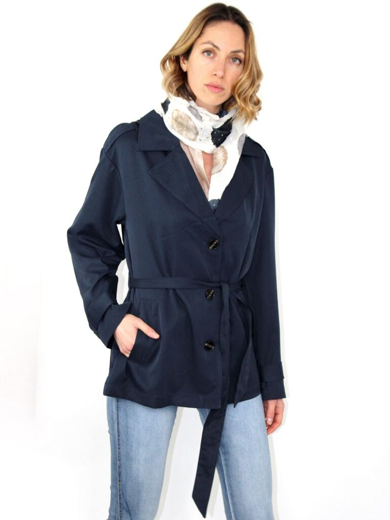 Trench con cintura