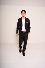 Carica l'immagine nel visualizzatore di Gallery, Cintura da uomo nera
