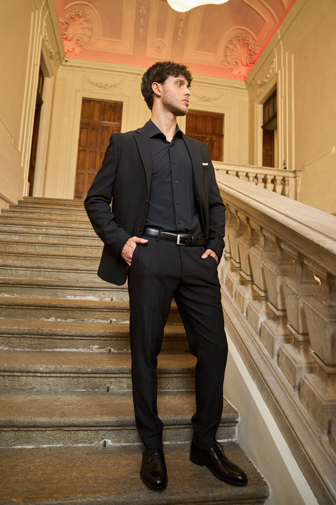 Cintura uomo con pelle martellata