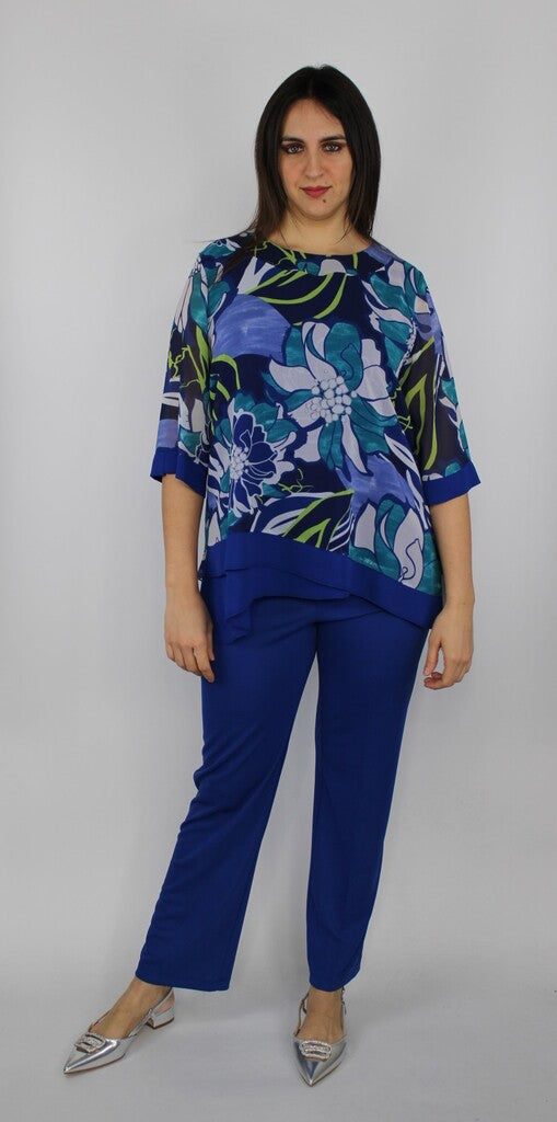 Completo elegante fantasia floreale con pantalone blu royal
