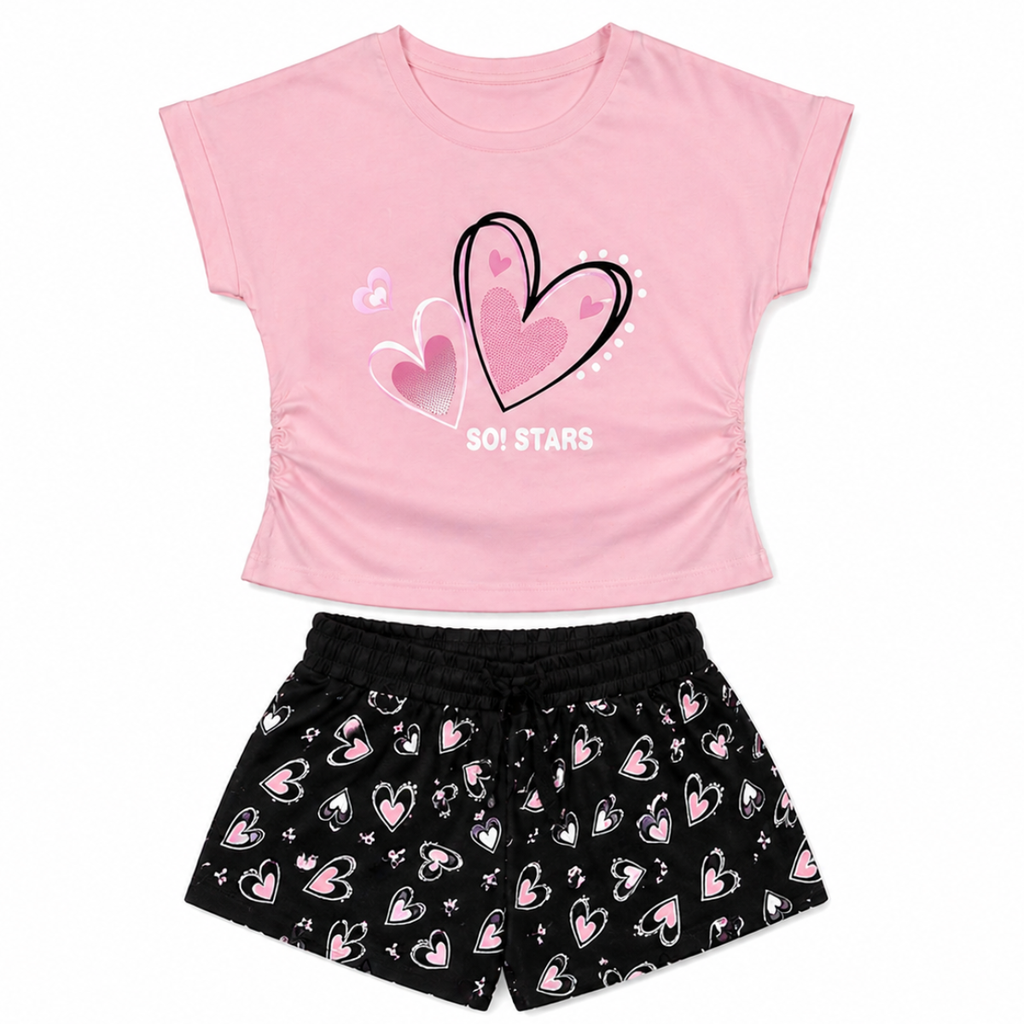 Completino da bambina con cuoricini