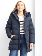 Carica l'immagine nel visualizzatore di Gallery, Giubbotto con cappuccio in pelliccia
