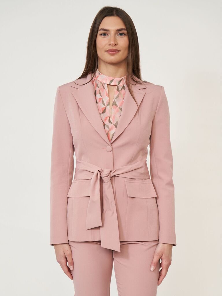 Blazer con cintura coordinato