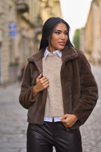 Giacca in ecopelliccia con zip