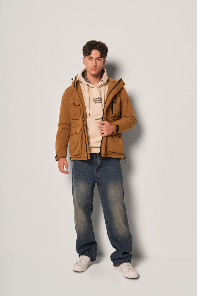 Giubbotto tecnico con cappuccio