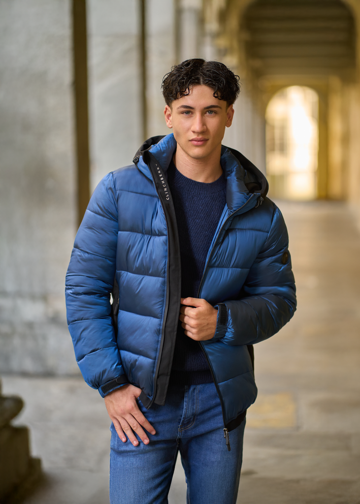 Giubbotto con cappuccio